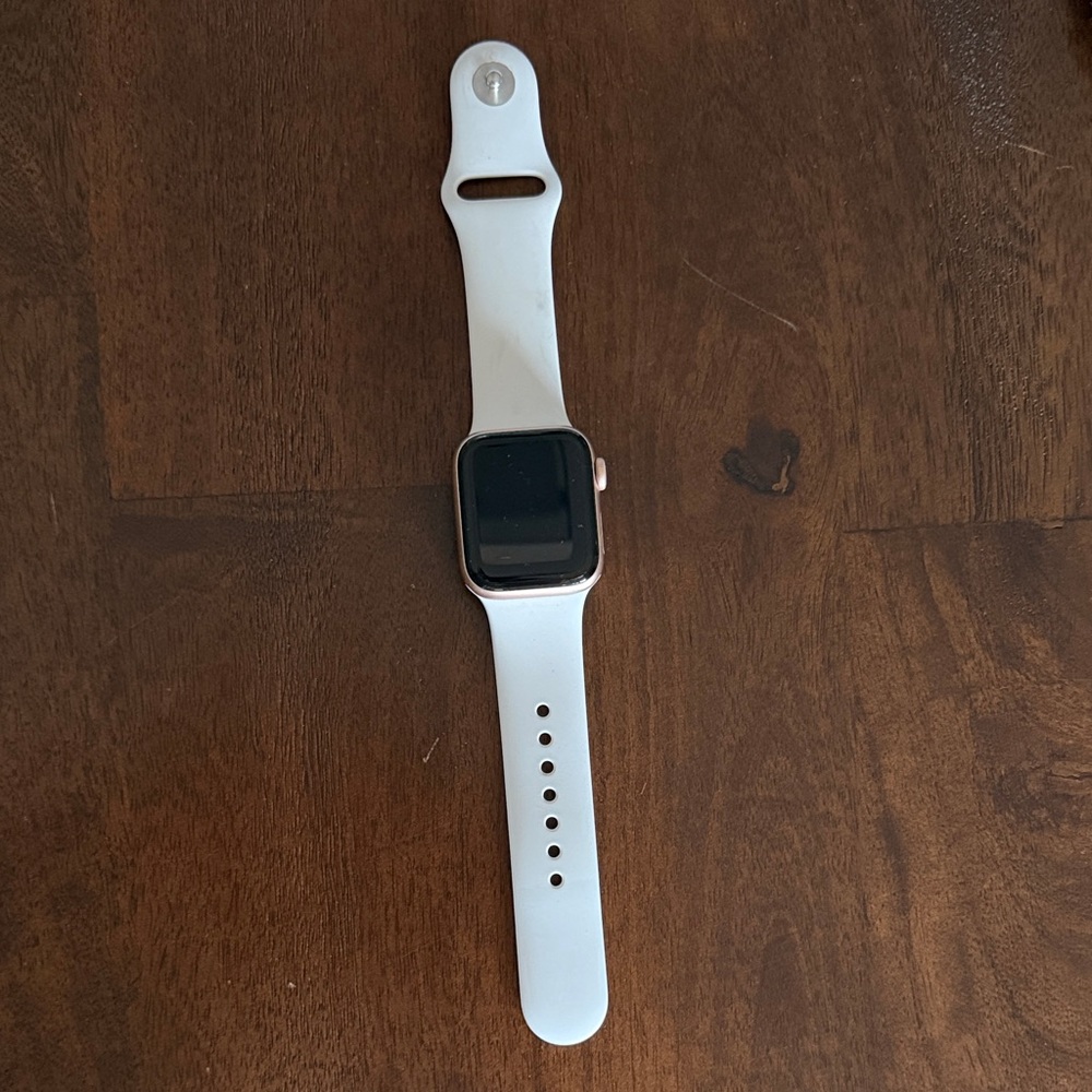 Apple Smartwatch with White Band